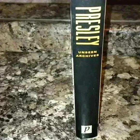 Paragon publishing's Elvis Presley unseen archives brand new collectors - Picture 3 of 4